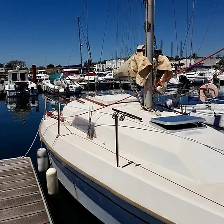Botel Un Sejour Insolite Pour Des Vacances Inoubliable